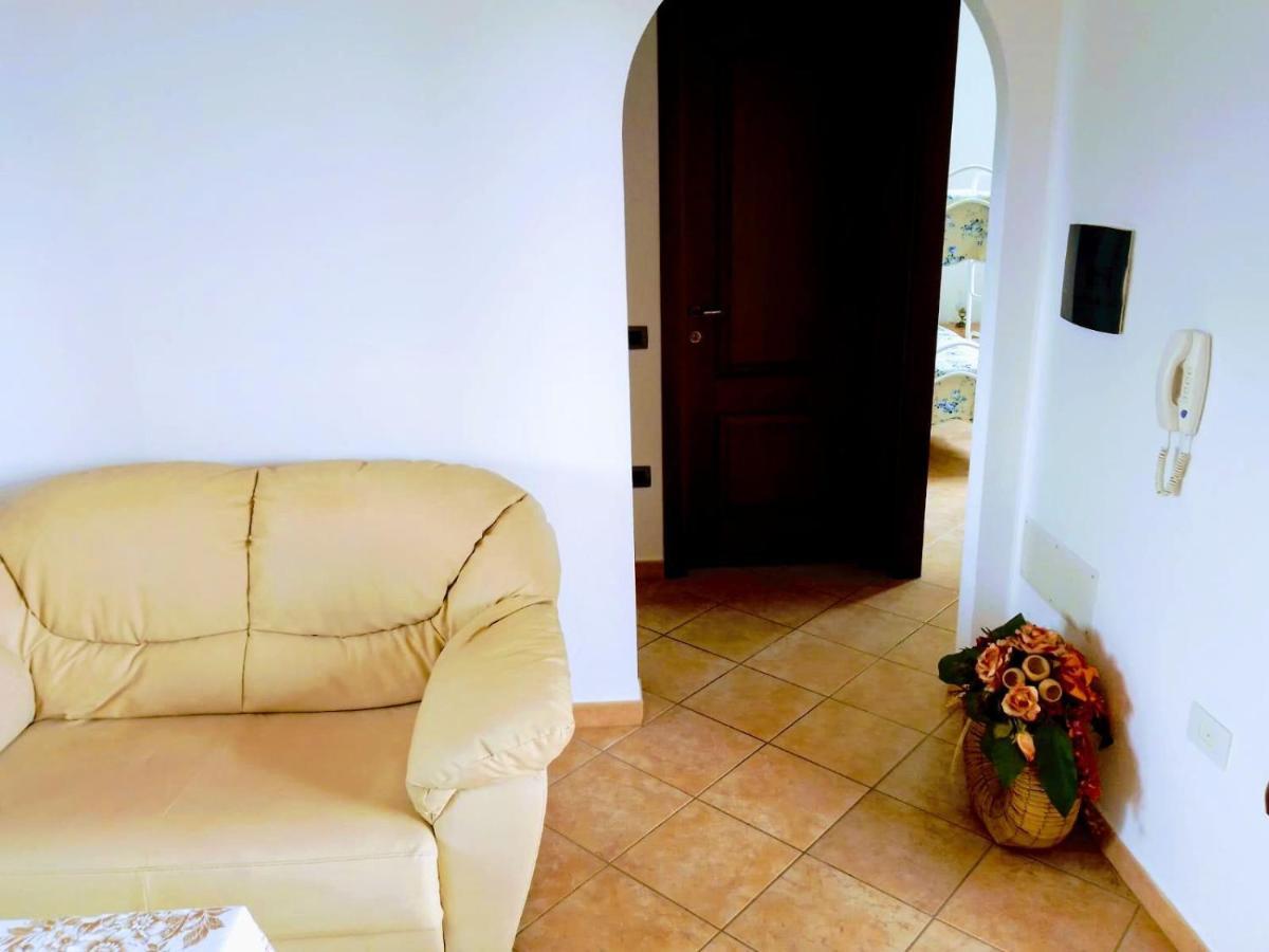 Residenza Rosa Maria Apartment Orosei Ngoại thất bức ảnh
